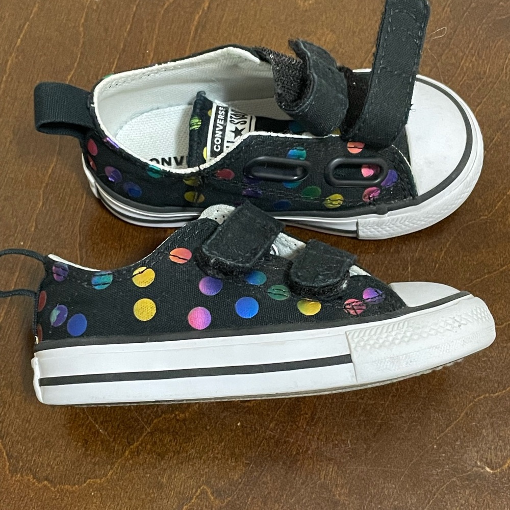 Girl Toddler Converse size 5.
